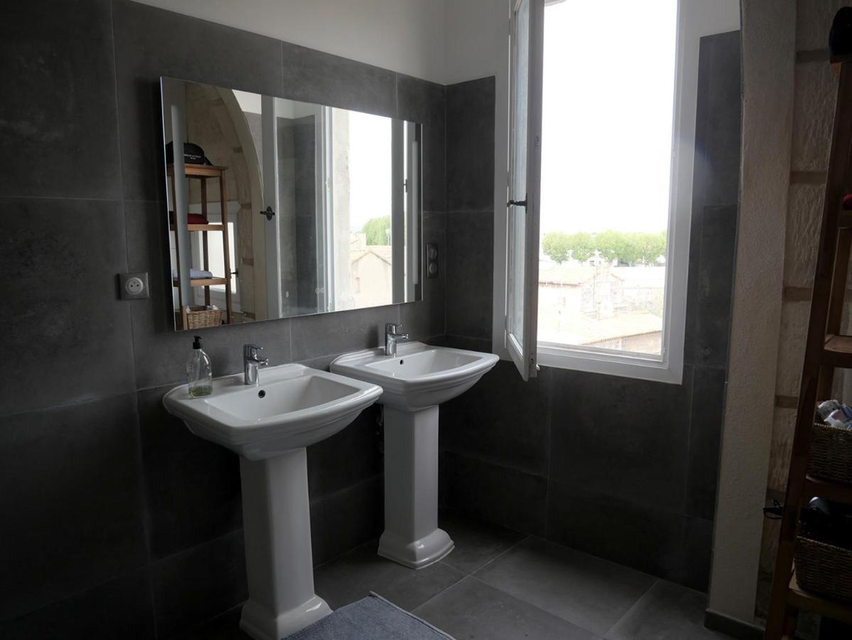 Superbe Appartement Avec Vue Arles Exterior photo